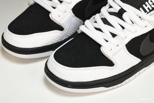 Tightbooth x Nike Low FD2629-100 SB Dunk  0804